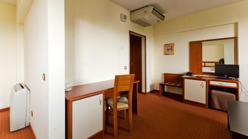 Hotel Nadejda Sofia